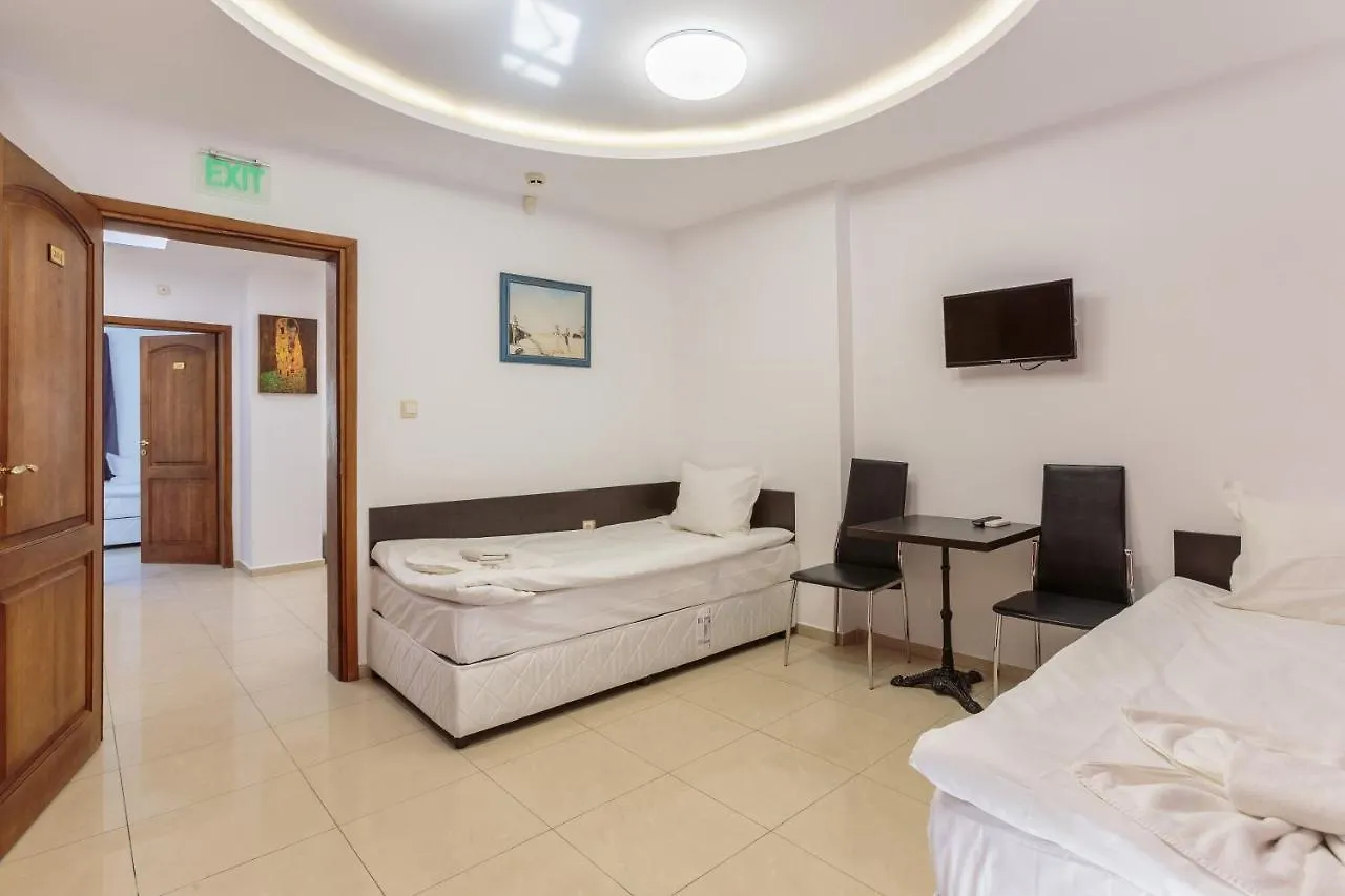 Hostel Стаи За Гости Хан Крум Burgas